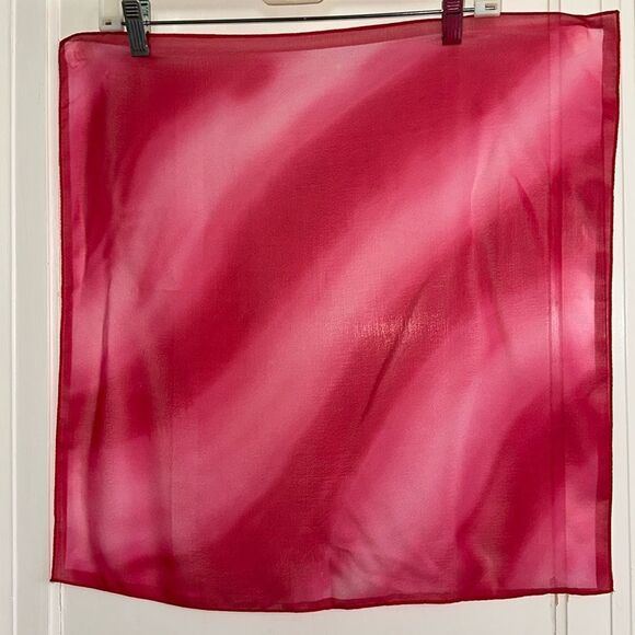 Vtg bright pink & light pink diagonal striped chiffon polyester square scarf - Picture 1 of 8